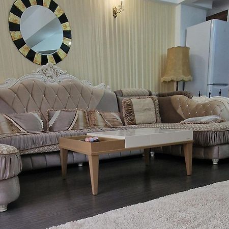 Hotel Jolie Apartments Galati  Exterior photo