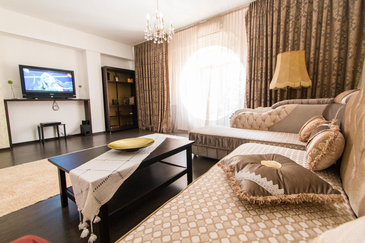 Hotel Jolie Apartments Galati  Exterior photo